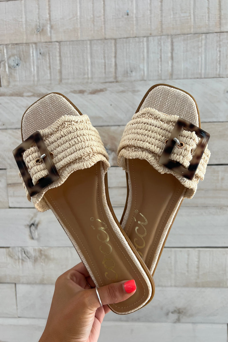 Raffia Tortoise Sandal- Natural